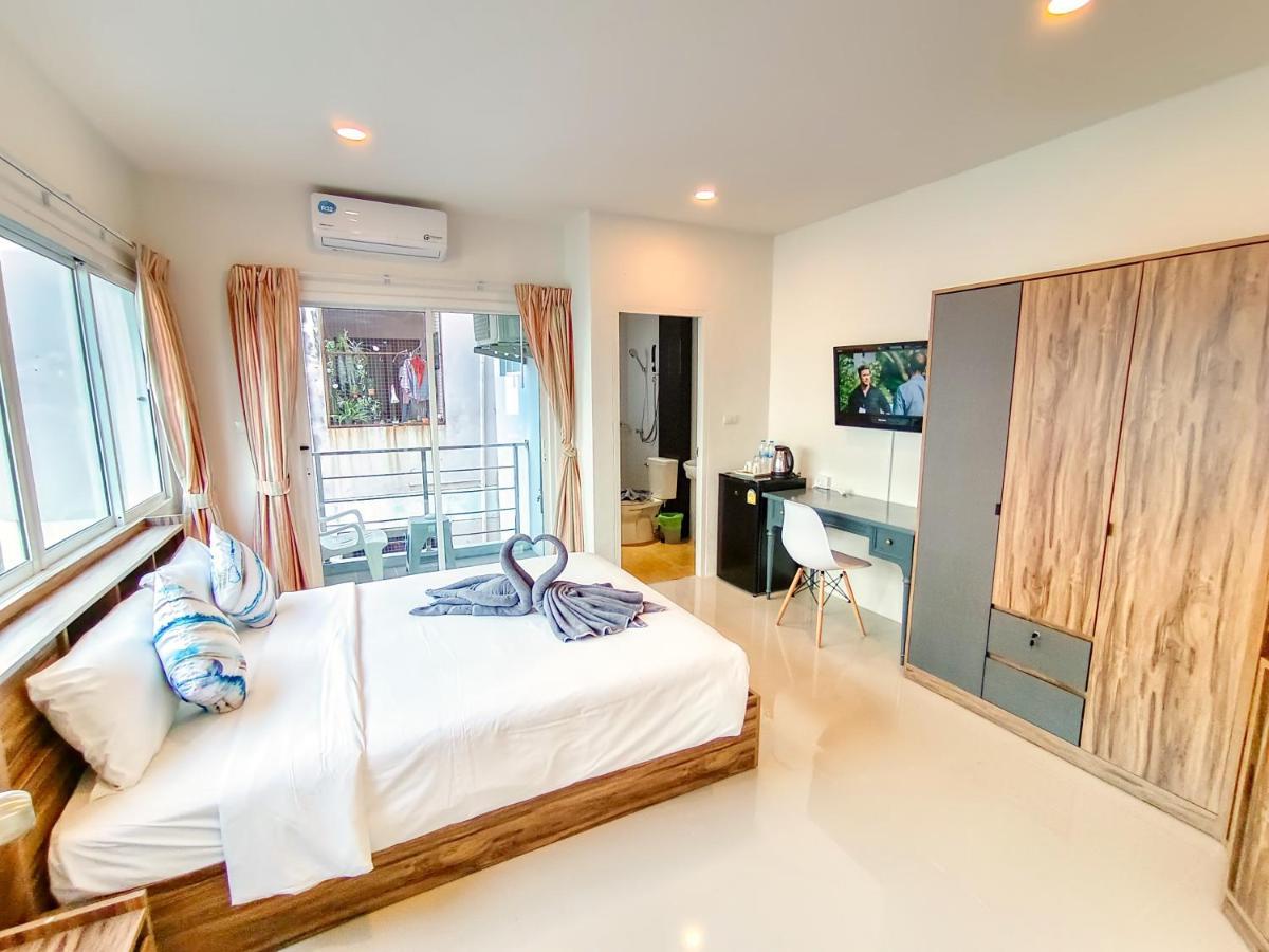 Sailor Hotel Pattaya Buitenkant foto